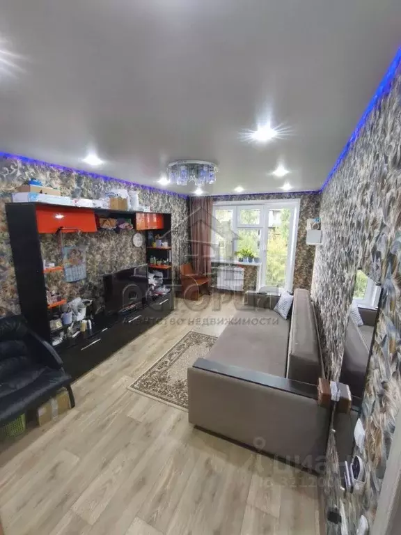 2-к кв. Красноярский край, Красноярск ул. Шевченко, 52 (44.9 м) - Фото 0