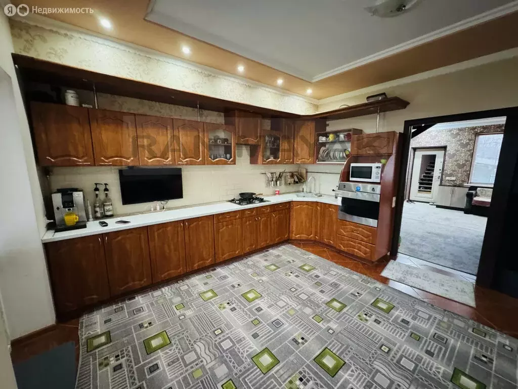 Дом в Майкоп, улица Островского, 55 (210 м) - Фото 1