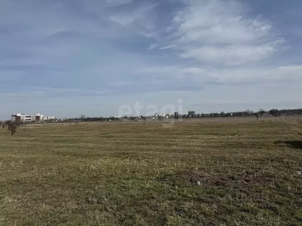 Участок в Крым, Симферопольский район, с. Мирное  (6.0 сот.) - Фото 1