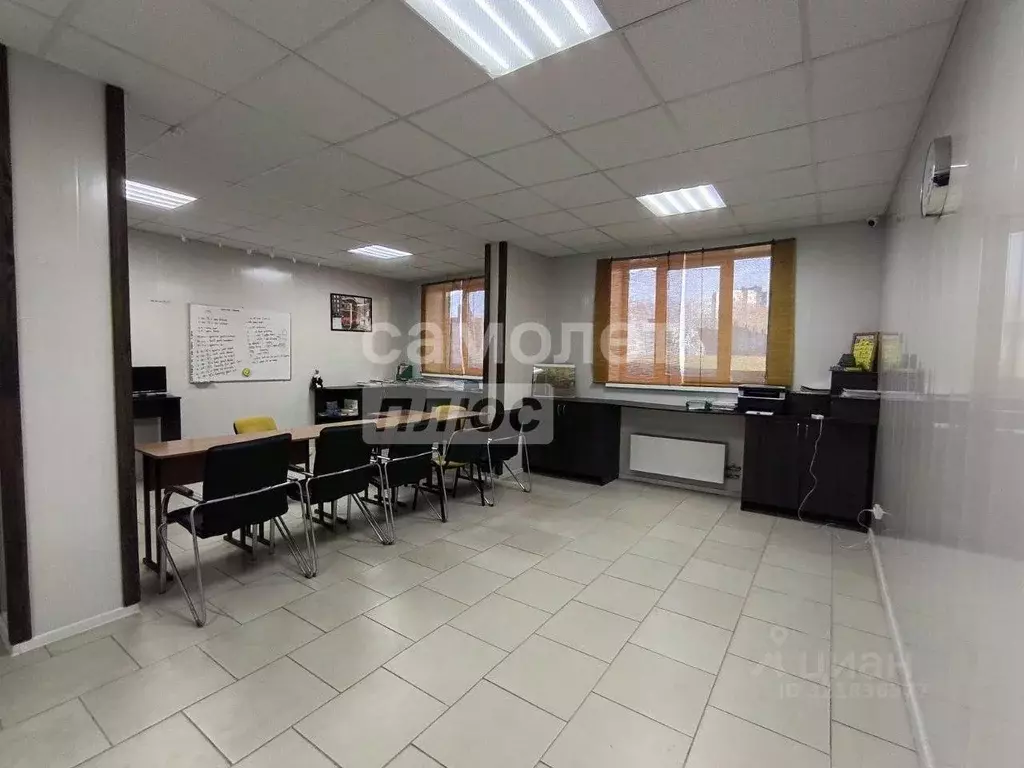 Офис в Омская область, Омск просп. Комарова, 15к3 (112 м) - Фото 1