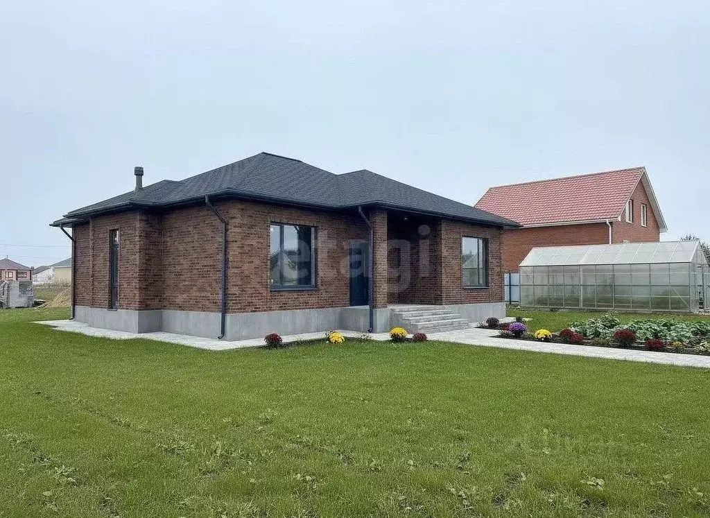 Дом в Белгородская область, Белгородский район, Дубовское с/пос, пос. ... - Фото 1