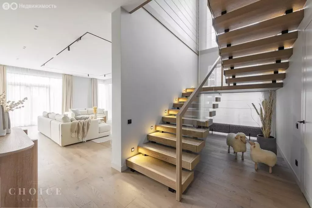 Дом в деревня Чесноково, КП Ренессанс парк (450 м) - Фото 1