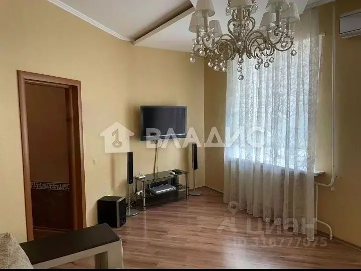 3-к кв. Белгородская область, Белгород ул. Победы, 118 (105.0 м) - Фото 0