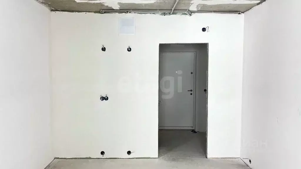 Студия Сахалинская область, Южно-Сахалинск ул. Имени Владимира ... - Фото 1