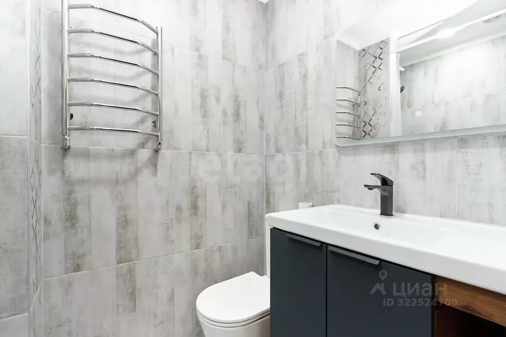 Дом в Тюменская область, Тюмень Локомотивная ул. (81 м) - Фото 1