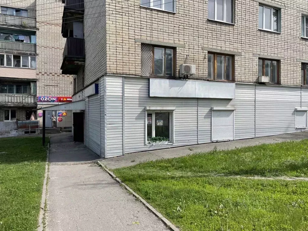 Торговая площадь в Белгородская область, Губкин ул. Раевского, 9 (44 ... - Фото 0