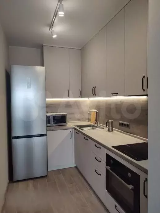 1-к. квартира, 40 м, 10/17 эт. - Фото 0