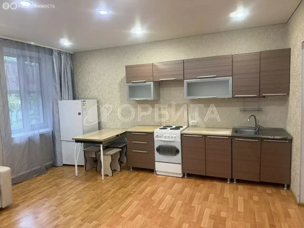 Квартира-студия: Тюмень, улица Молодогвардейцев, 2 (30.9 м) - Фото 2
