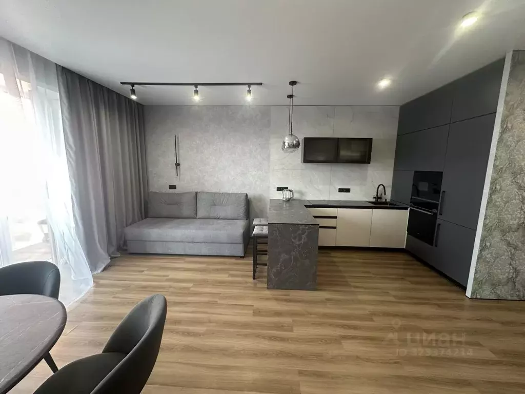 2-к кв. Новосибирская область, Новосибирск Золотистый пер., 2 (70.0 м) - Фото 1