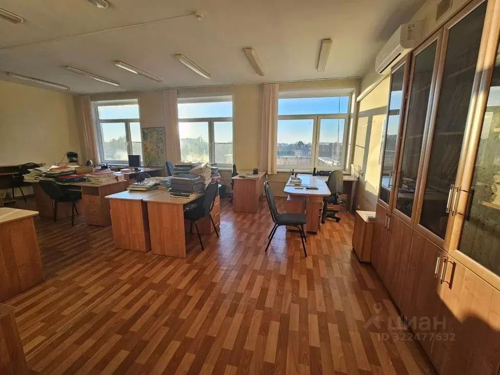 Офис в Новгородская область, Великий Новгород ул. Германа (500 м) - Фото 1