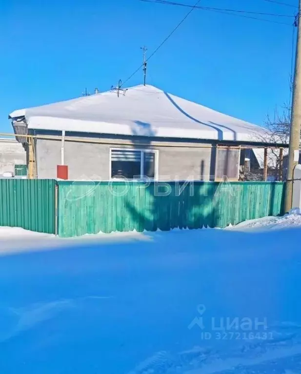 Дом в Тюменская область, Тюменский муниципальный округ, с. Луговое ул. ... - Фото 1
