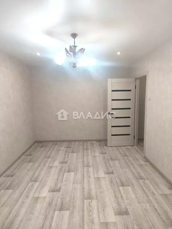 2-к кв. Белгородская область, Белгород ул. Есенина, 12 (50.0 м) - Фото 2