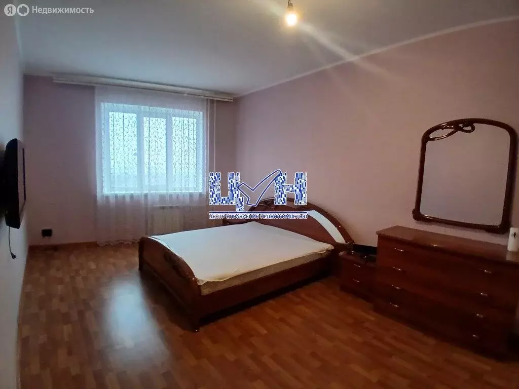 Квартира-студия: Курск, проспект Анатолия Дериглазова, 33 (72 м) - Фото 1