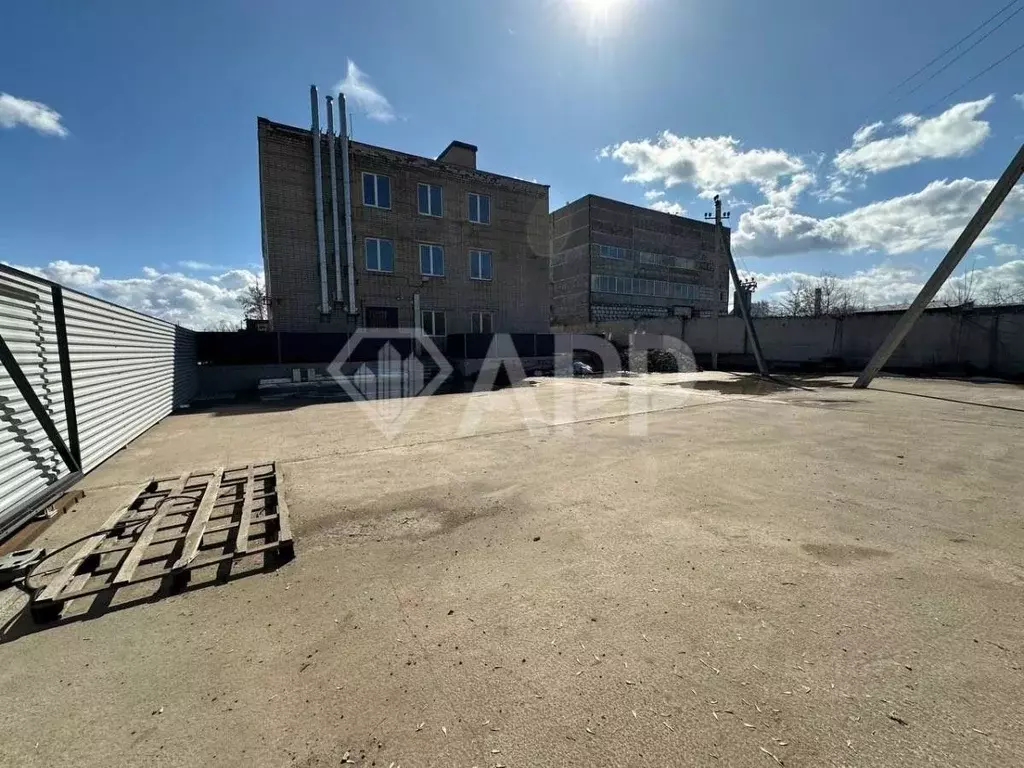 Помещение свободного назначения в Татарстан, Набережные Челны проезд ... - Фото 1