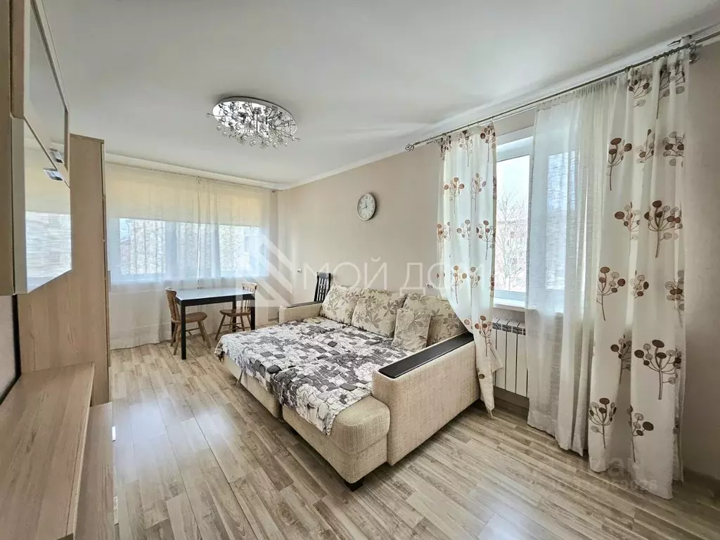 3-к кв. Сахалинская область, Южно-Сахалинск 8-й мкр, бул. Имени Ф.С. ... - Фото 2