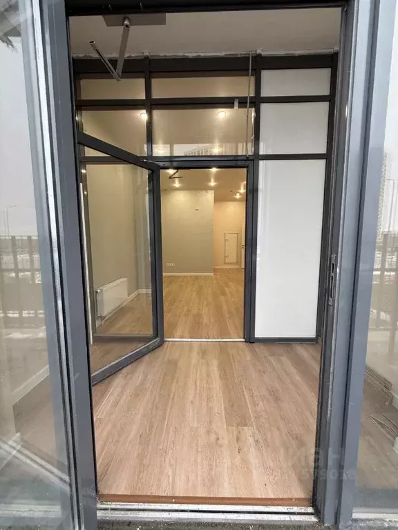 Помещение свободного назначения в Тюменская область, Тюмень ул. ... - Фото 2