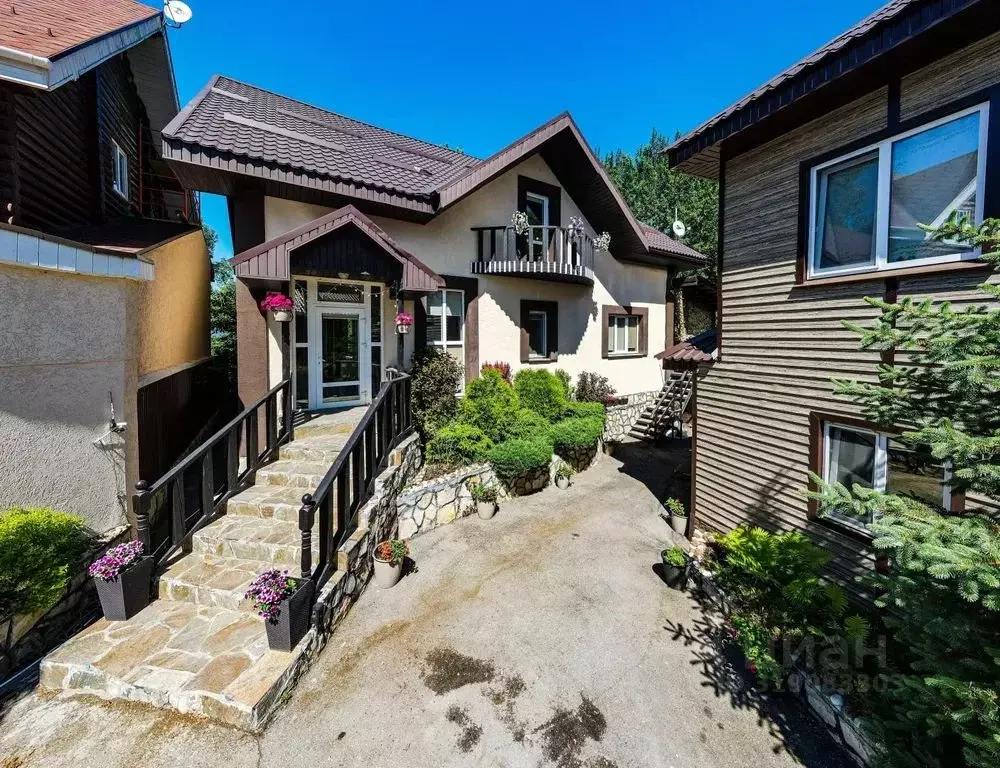 Дом в Самарская область, Самара База отдыха Бережок тер., 5 (250 м) - Фото 1