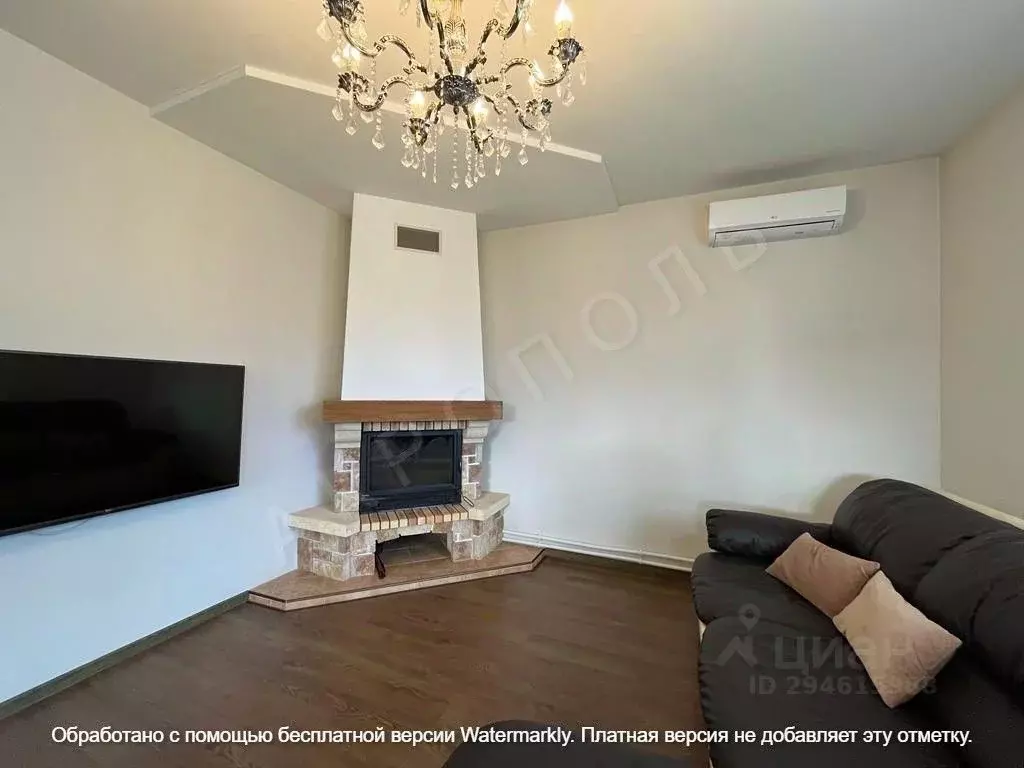 Дом в Красноярский край, Красноярск городской округ, пос. Минино ул. ... - Фото 0