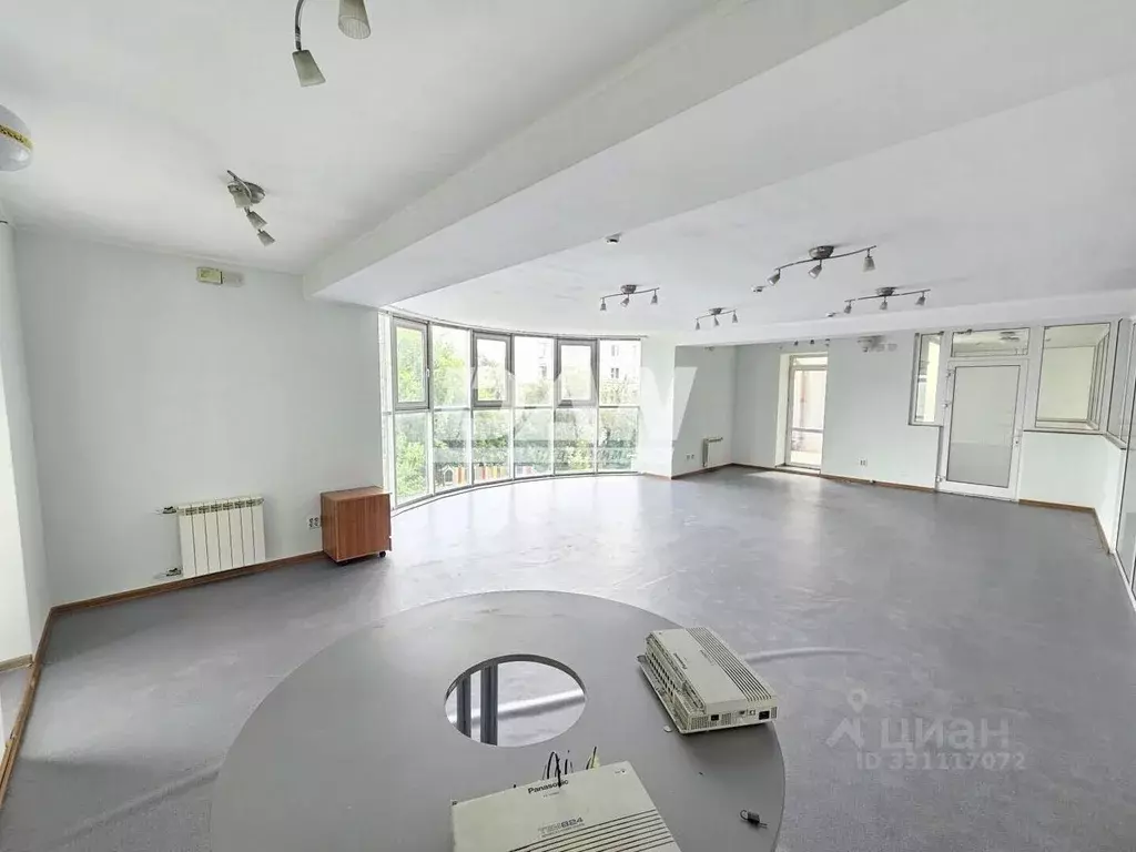 Офис в Челябинская область, Челябинск ул. Цвиллинга, 81 (281 м) - Фото 1