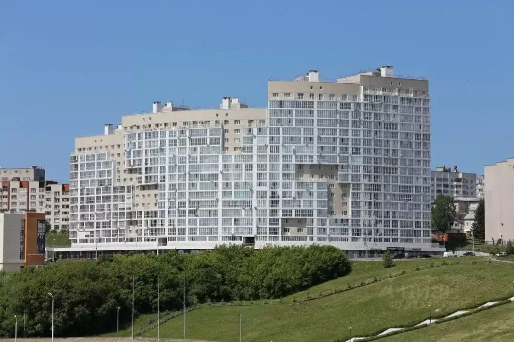 3-к кв. Чувашия, Чебоксары ул. Пирогова, 2к2 (87.6 м) - Фото 1