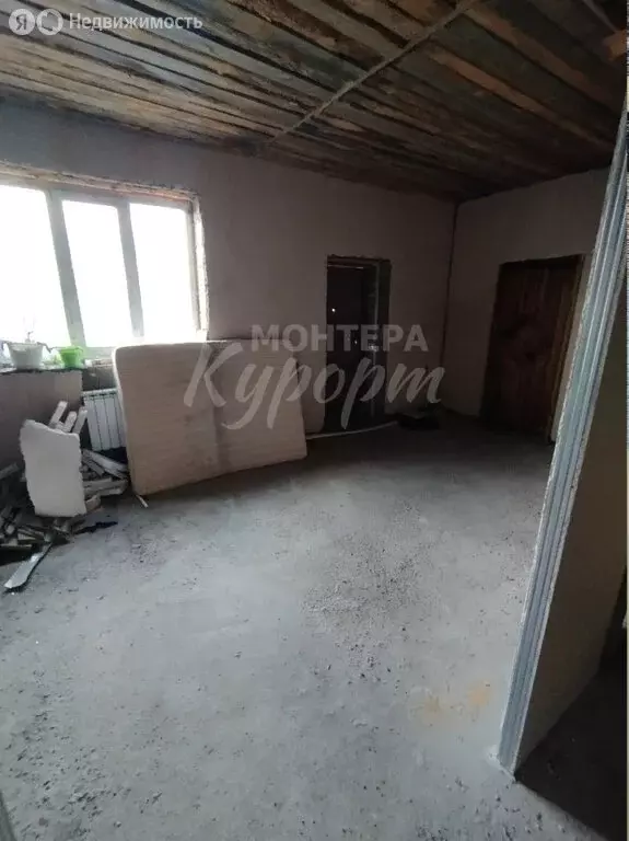 Дом в село Аскарово, улица Миллята Хакимова, 17 (251.5 м) - Фото 1