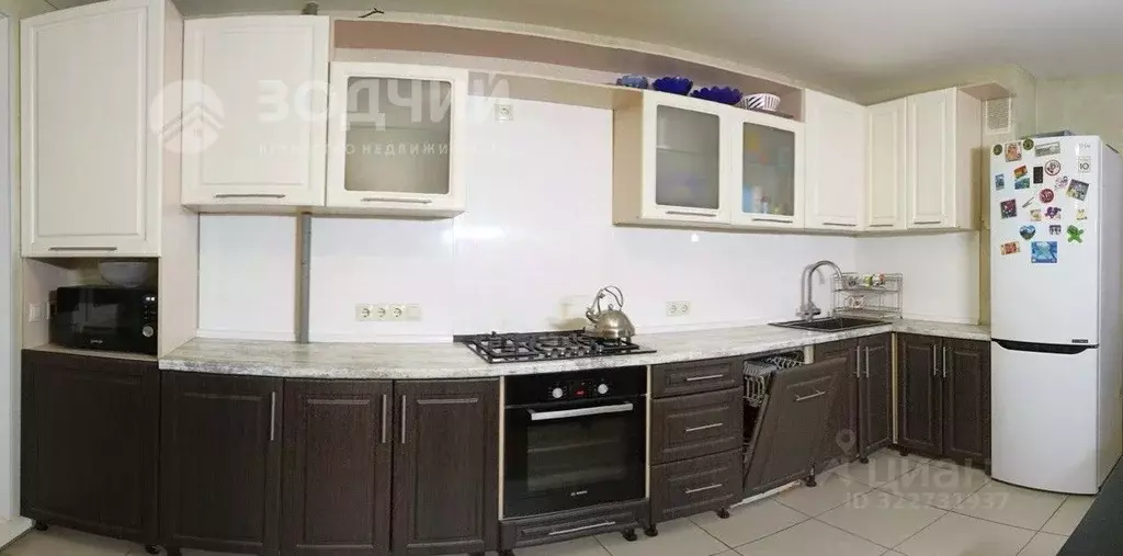 2-к кв. Чувашия, Чебоксары Ярмарочная ул., 15 (65.8 м) - Фото 0