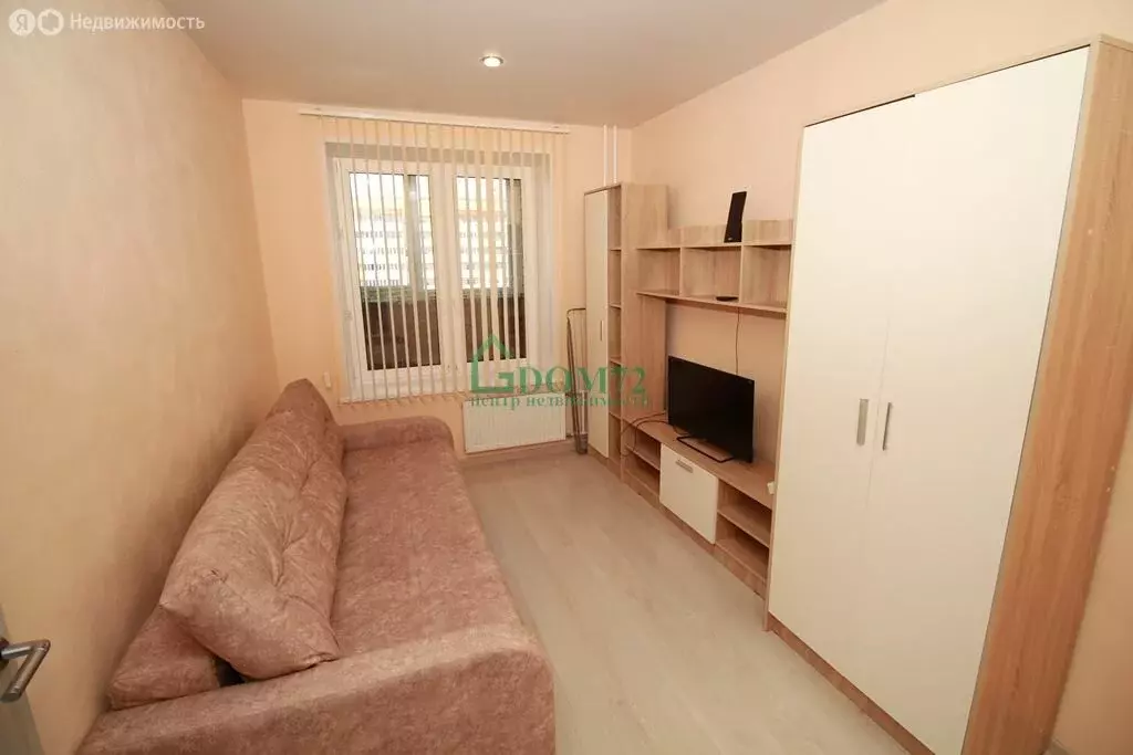 1-комнатная квартира: Тобольск, 15-й микрорайон, 39 (33.2 м) - Фото 0