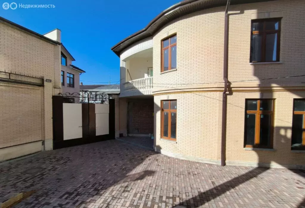 6-комнатная квартира: Владикавказ, улица Ленина, 29 (268 м) - Фото 1