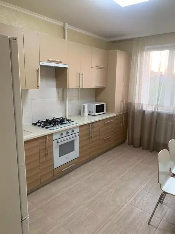 2-к кв. Крым, Симферополь ул. Севастопольская, 43Е (58.0 м) - Фото 1