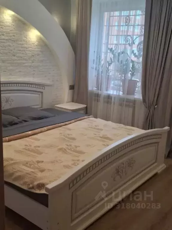 2-к кв. Адыгея, Майкоп ул. 3-го Интернационала, 165 (98.0 м) - Фото 0