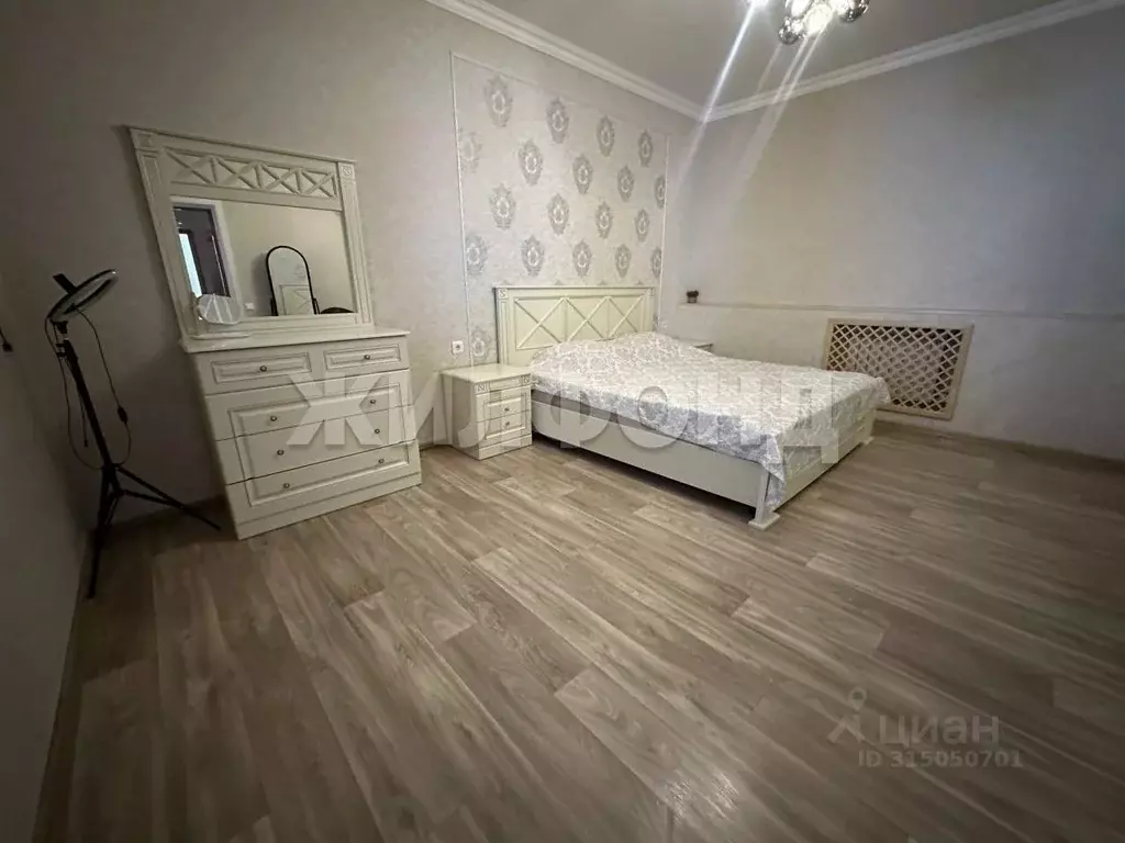 Дом в Ханты-Мансийский АО, Когалым Северный СПК, проезд Когалымский ... - Фото 0
