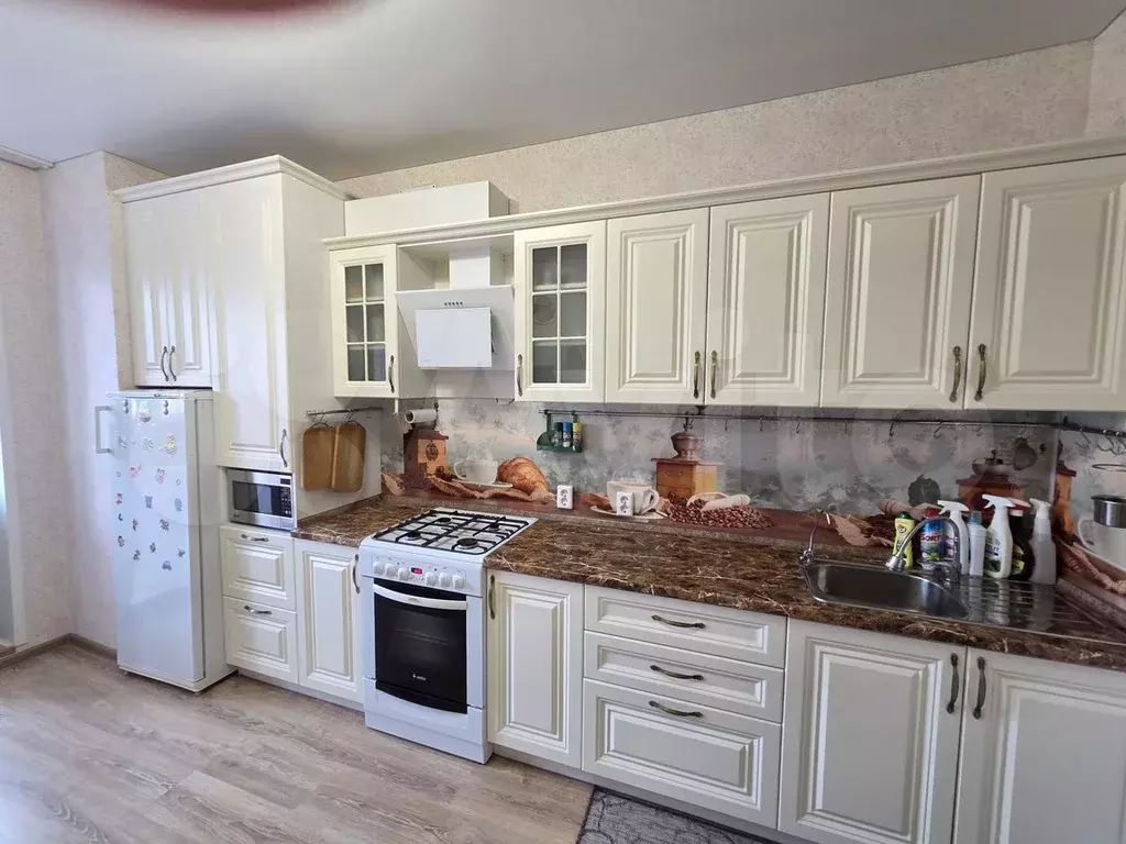 2-к. квартира, 61 м, 4/9 эт. - Фото 1