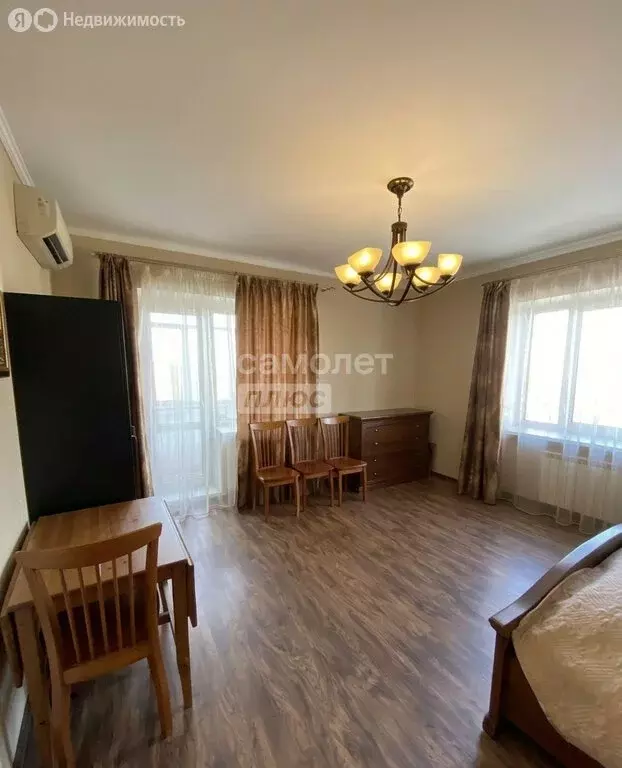 2-комнатная квартира: Омск, улица Арнольда Нейбута, 6 (80 м) - Фото 2