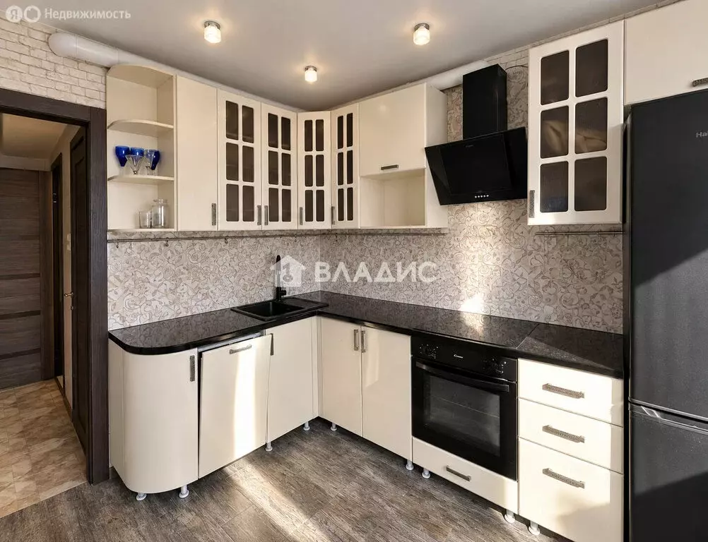 2-комнатная квартира: Московский, улица Никитина, 20 (52 м) - Фото 1