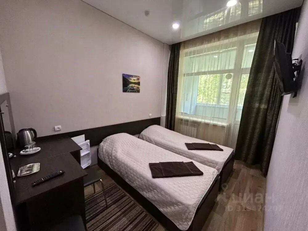 Комната Челябинская область, Чебаркуль Еловая ул., 62А (13.0 м) - Фото 1