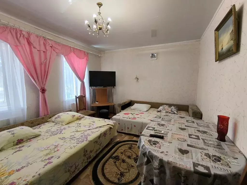 Дом в Крым, Судак ул. Нахимова, 20 (50 м) - Фото 0