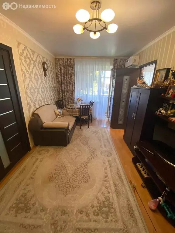 2-комнатная квартира: Ефремов, улица Словацкого Восстания, 13 (44.1 м) - Фото 0