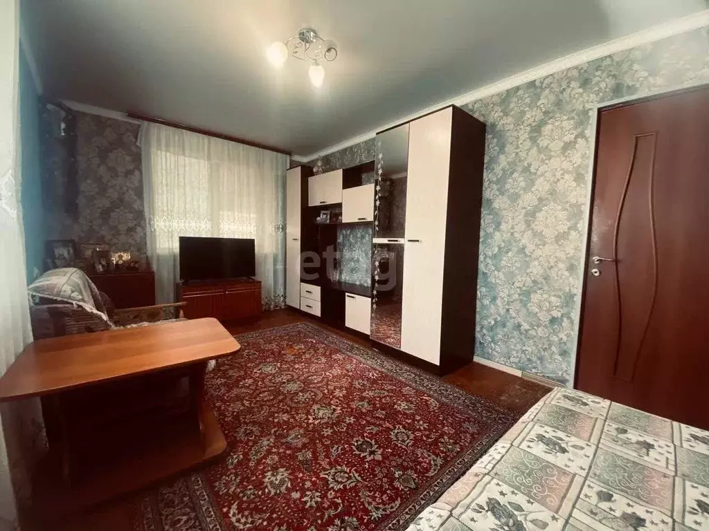 2-к кв. Карачаево-Черкесия, Черкесск просп. Ленина, 71 (36.9 м) - Фото 0