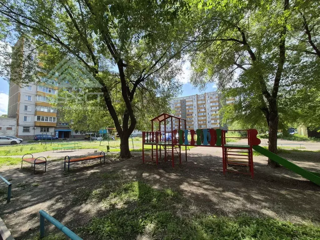2-к кв. Хакасия, Абакан ул. Володарского, 21 (47.2 м) - Фото 0