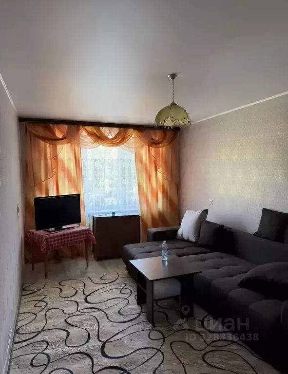 1-к кв. Белгородская область, Старый Оскол Интернациональный мкр, 14 ... - Фото 1