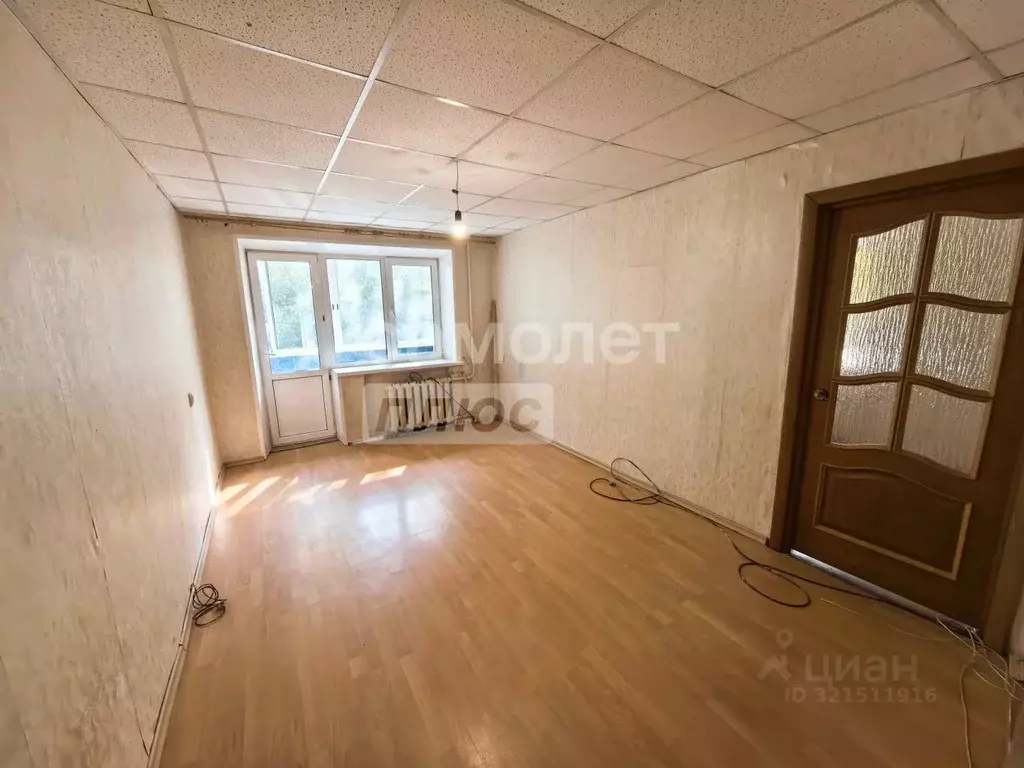 3-к кв. Смоленская область, Смоленск ул. Маршала Соколовского, 14А ... - Фото 0