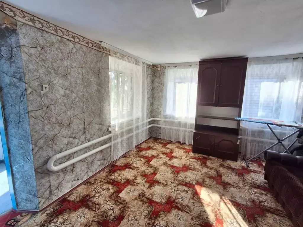 Дом в Краснодарский край, Щербиновский район, Шабельское с/пос, с. ... - Фото 2