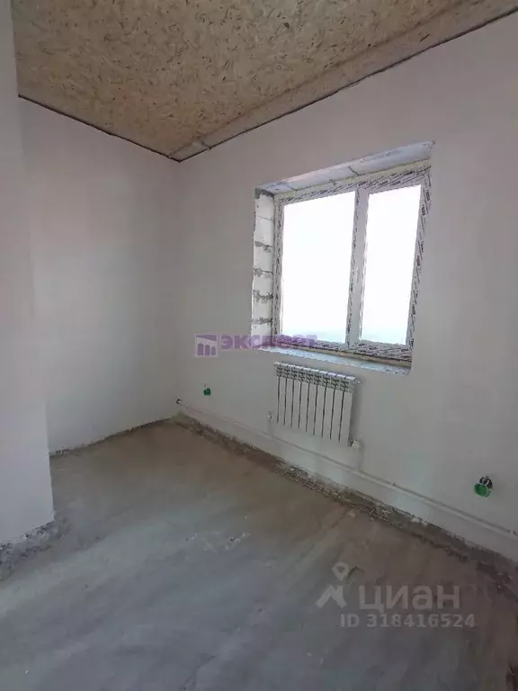 Дом в Тюменская область, Ялуторовский район, с. Памятное Молодежная ... - Фото 0