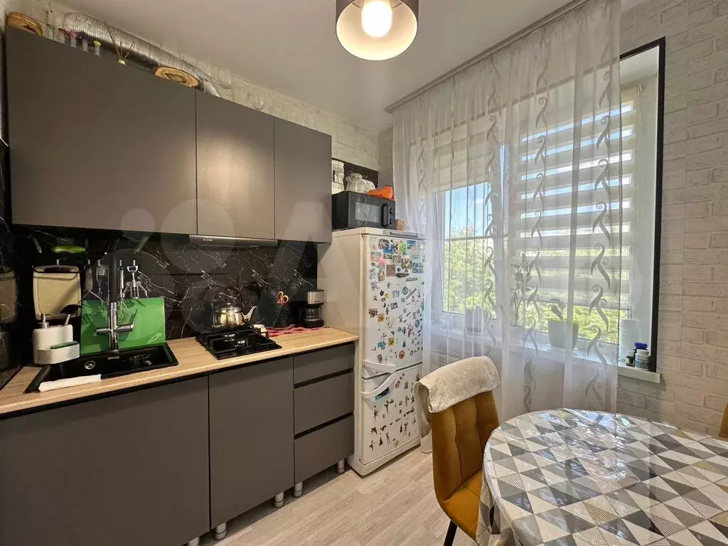 1-к. квартира, 35 м, 5/5 эт. - Фото 1