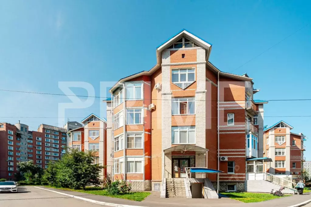 2-к кв. Омская область, Омск ул. 70 лет Октября, 20/1 (76.0 м) - Фото 0
