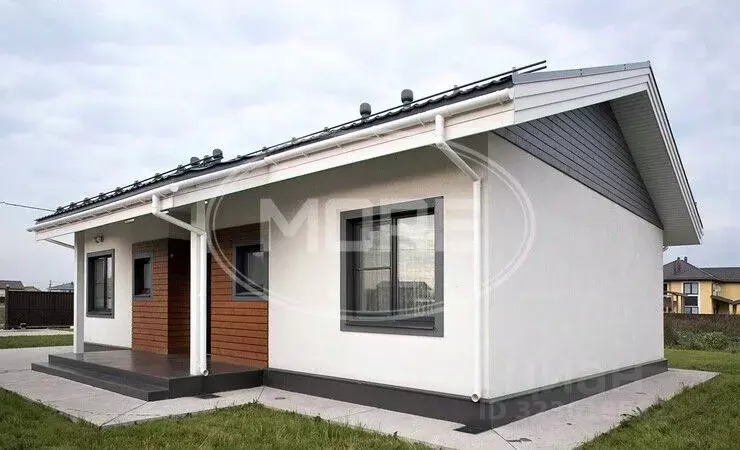 Дом в Калининградская область, Гурьевский муниципальный округ, пос. ... - Фото 1