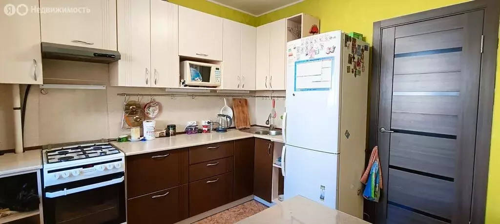 3-комнатная квартира: Ижевск, улица Е.М. Кунгурцева, 21 (67.3 м) - Фото 1