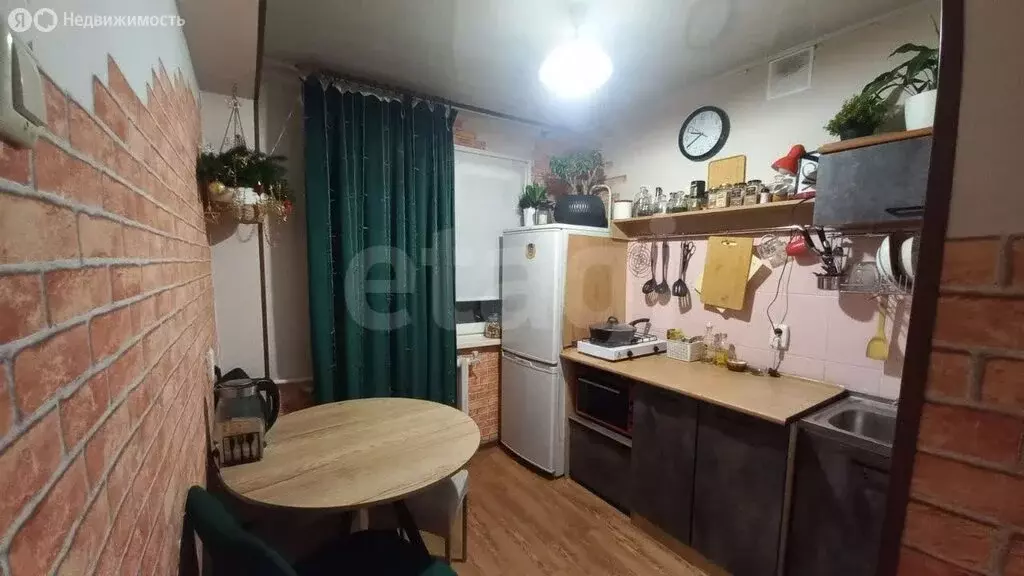 2-комнатная квартира: Бийск, переулок Николая Липового, 64/2 (40.7 м) - Фото 1