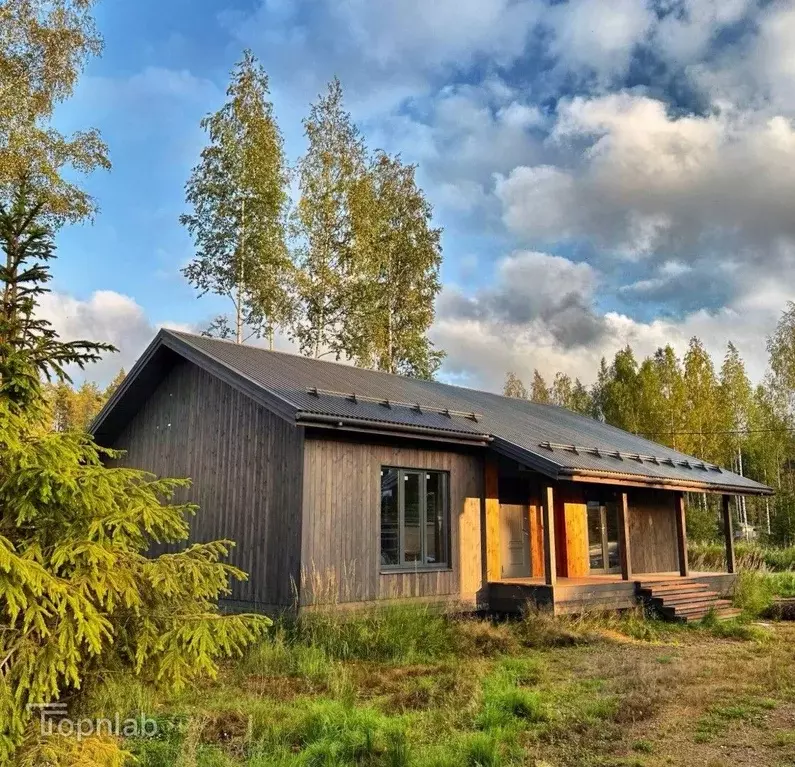Дом в Ленинградская область, Выборгский район, Приморское городское ... - Фото 1