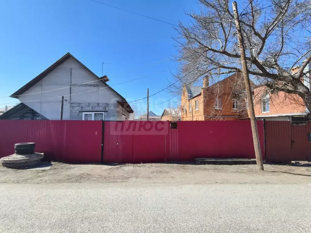 Дом в Оренбургская область, Оренбург ул. Курача, 15 (54 м) - Фото 1